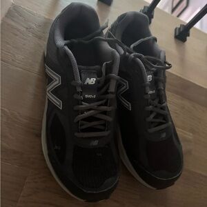New Balance Men's Black and Dark Gray Athletic Shoes